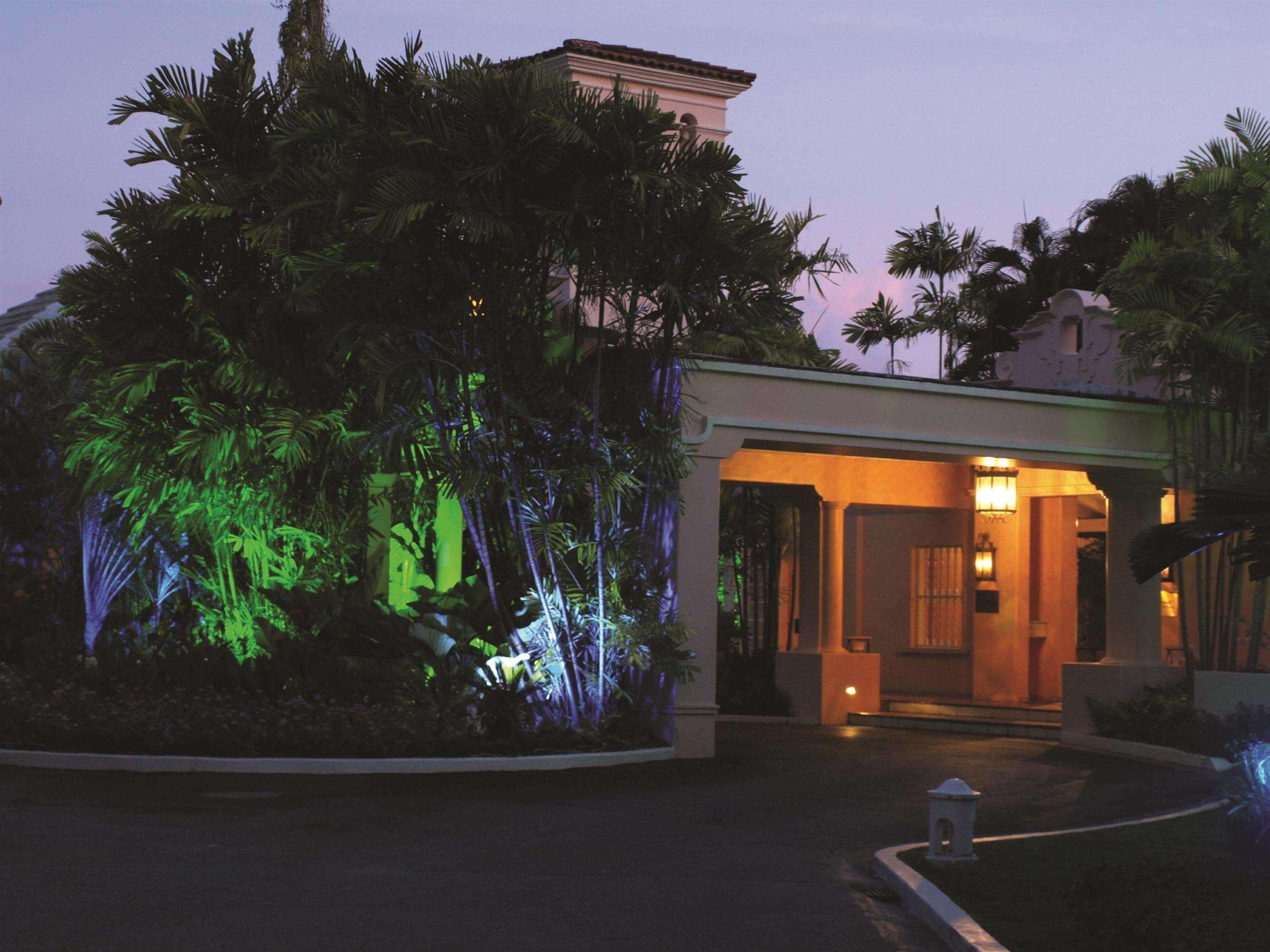 Fairmont Royal Pavilion Barbados Resort Saint James Exterior photo